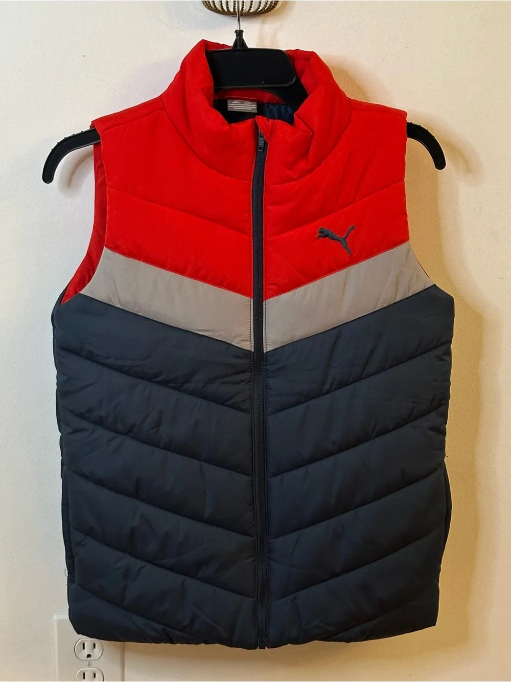 Puma Colorblock Puffer Vest, Size 10/12 or Medium Youth, Pockets, Casual Outdoor